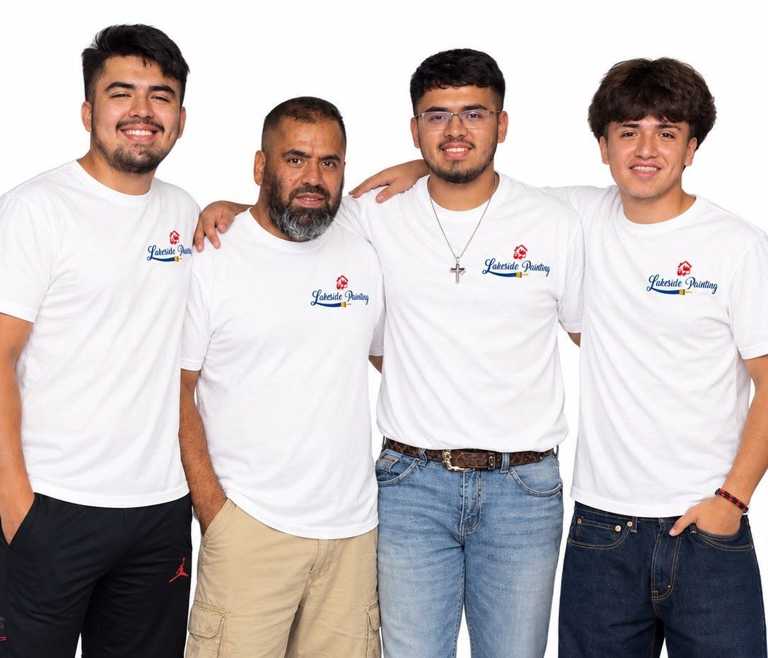 The Lakeside Painting family team in matching Lakeside Painting shirts